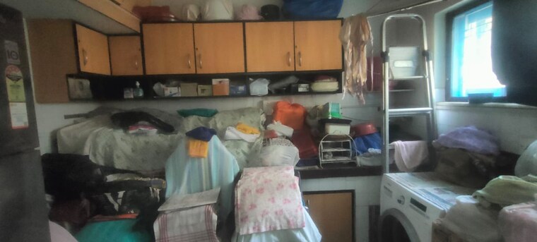 Room, dhoop-chaon-society 4 Bedroom 1900 Sq.Ft. Apartment In Andheri West Mumbai 8791850