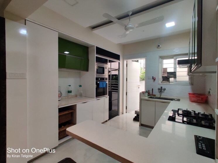 Master Bedroom, triveni-apartments-model-colony 4 Bedroom 1600 Sq.Ft. Apartment In Model Colony Pune 8791853