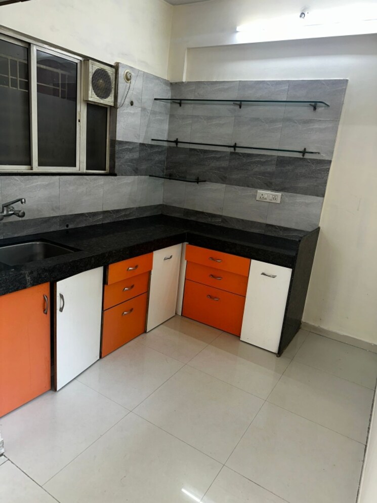 Kitchen, krushi-chs 1 Bedroom 550 Sq.Ft. Apartment In Gokhalenagar Pune 8791857
