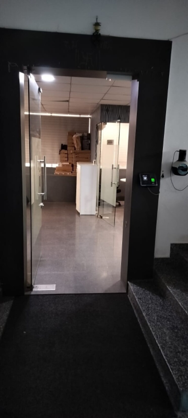 Floor Plan, sector 63 Commercial Office Space 4000 Sq.Ft. In Sector 63 Noida 8791876