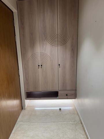 Bathroom in 3 BHK Apartment at Lodha Sterling, Kolshet Road – for Rent