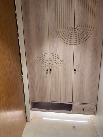 Bathroom in 3 BHK Apartment at Lodha Sterling, Kolshet Road – for Rent