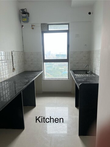 Master Bedroom in 2 BHK Apartment at Kalpataru Immensa, Kolshet Road – for Rent