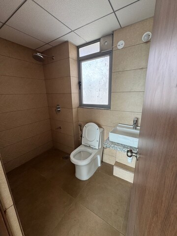 Bathroom in 1 BHK Apartment at Kalpataru Immensa, Kolshet Road – for Sale