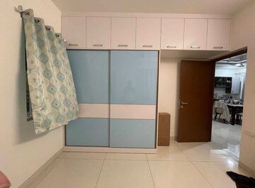 Room in 3 BHK Apartment at Aparna Sarovar Zenith, Nallagandla – for Sale