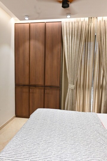 Bedroom in 3 BHK Apartment at Lodha Sterling, Kolshet Road – for Rent