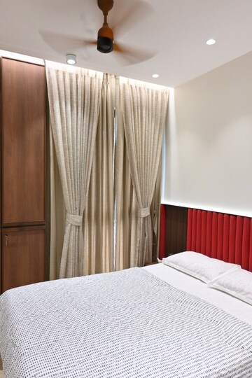 Bedroom in 3 BHK Apartment at Lodha Sterling, Kolshet Road – for Rent