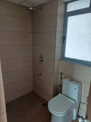 Bathroom in 2 BHK Apartment at Kalpataru Immensa, Kolshet Road – for Sale
