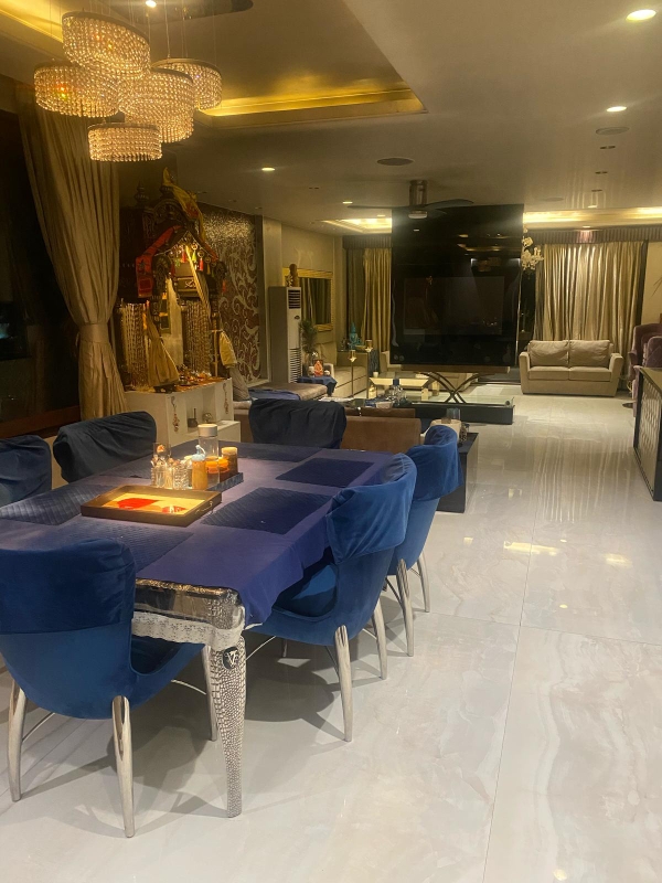 4 BHK + Servant Room Builder Floor For Sale in Florence Nightingale Lane