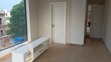  4 BHK Builder Floor at Sector 6 – for Rent