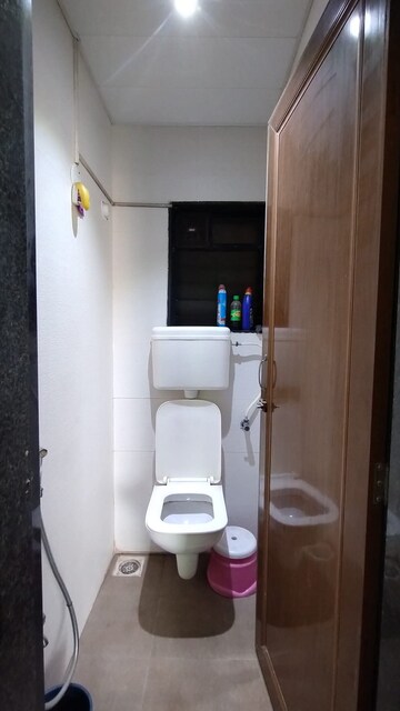 Bathroom in 1 BHK Apartment at Dombivli West – for Rent
