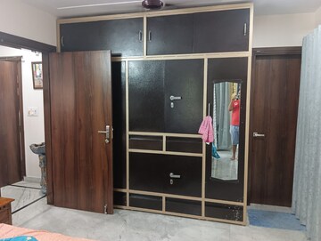 Furnished Amenities in 2 BHK Builder Floor at Palam Vihar – for Rent
