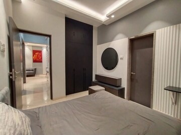 Room in 3 BHK Apartment at Runwal Gardens, Dombivli East – for Rent