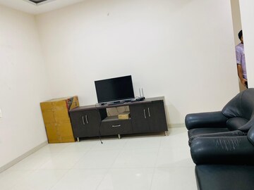 Furnished Amenities in 3 BHK Builder Floor at Madhapur – for Rent