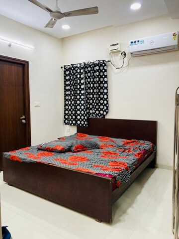 Bedroom in 3 BHK Builder Floor at Madhapur – for Rent