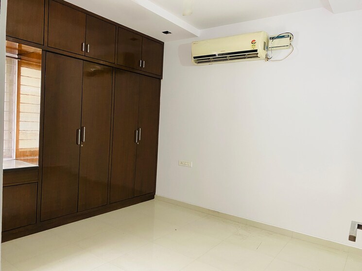 Room, madhapur 2 Bedroom 1200 Sq.Ft. Builder Floor In Madhapur Hyderabad 8791985