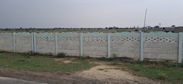 undefined, jewar  200 Sq.Yd. Plot In Jewar Greater Noida 8792055