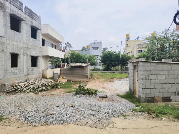 Plot For Sale in RWA Apartments Sector 50