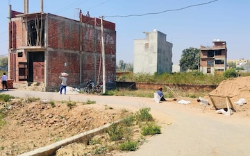 Plot For Sale in GYGY Fiveo, Sector 50