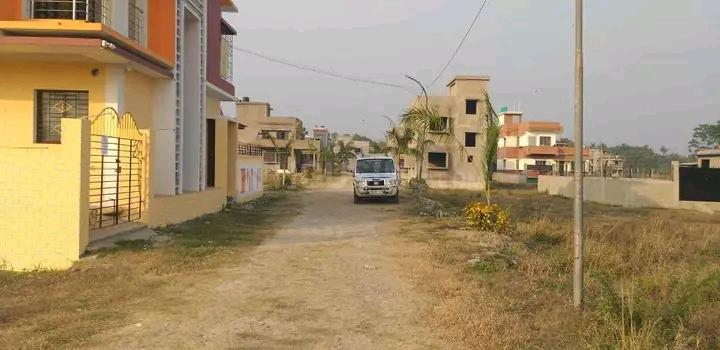 Plot For Sale in Pinnacle Tower Sector 62