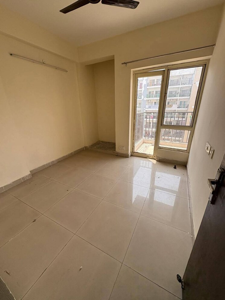 Balcony, amrapali-platinum 3 Bedroom 1775 Sq.Ft. Apartment In Sector 119 Noida 8792119