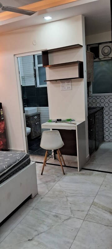 Team Area in 1 RK Builder Floor at Sector 54 – for Rent