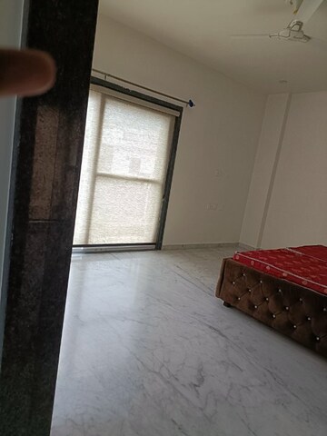 Bedroom in 3.5 BHK Apartment at Shivalik Exotica, Kishanpur – for Rent