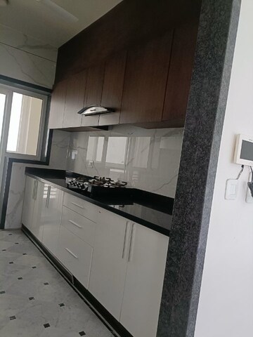 Kitchen in 3.5 BHK Apartment at Shivalik Exotica, Kishanpur – for Rent