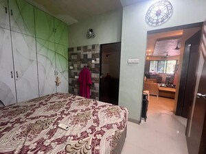 Bedroom in 2.5 BHK Apartment at Kopar Khairane – for Sale