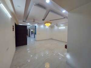 Room in 4 BHK Builder Floor at Rajendra Nagar – for Sale