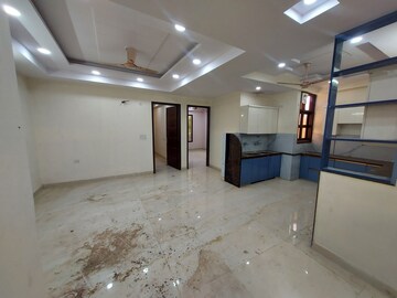 Room in 4 BHK Builder Floor at Rajendra Nagar – for Sale