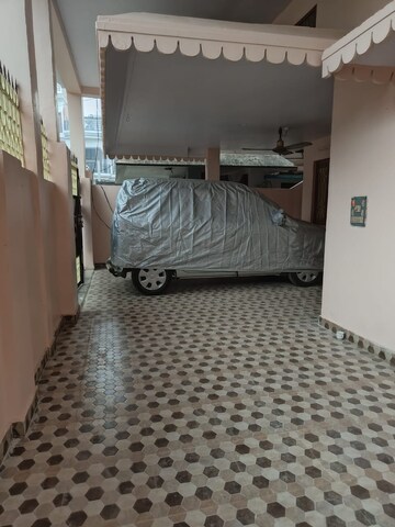 Bedroom in 2 BHK Apartment at Tikhampur – for Rent