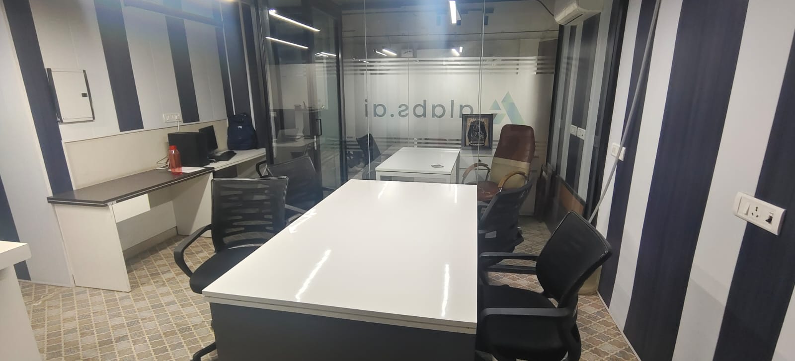 Office Space in IT/SEZ For Rent in Shakti Khand 1 Indirapura