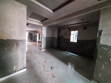 Parking in 4 BHK Builder Floor at Rajendra Nagar – for Sale