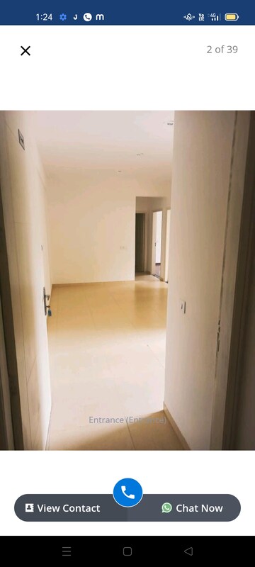 Room in 3.5 BHK Apartment at Sushma Valencia, International Airport Road – for Rent