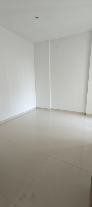 Room in 2 BHK Apartment at Thanekar City, Badlapur West – for Rent