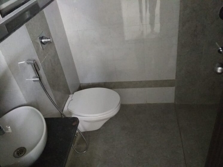 Bathroom, siddhesh-optimus 3 Bedroom 1100 Sq.Ft. Apartment In Viman Nagar Pune 8792309