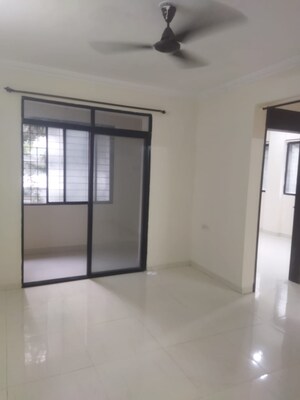 Room in 3 BHK Apartment at Siddhesh Optimus, Viman Nagar – for Sale