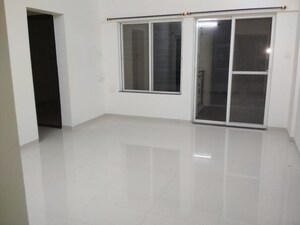 Room in 3 BHK Apartment at Siddhesh Optimus, Viman Nagar – for Sale
