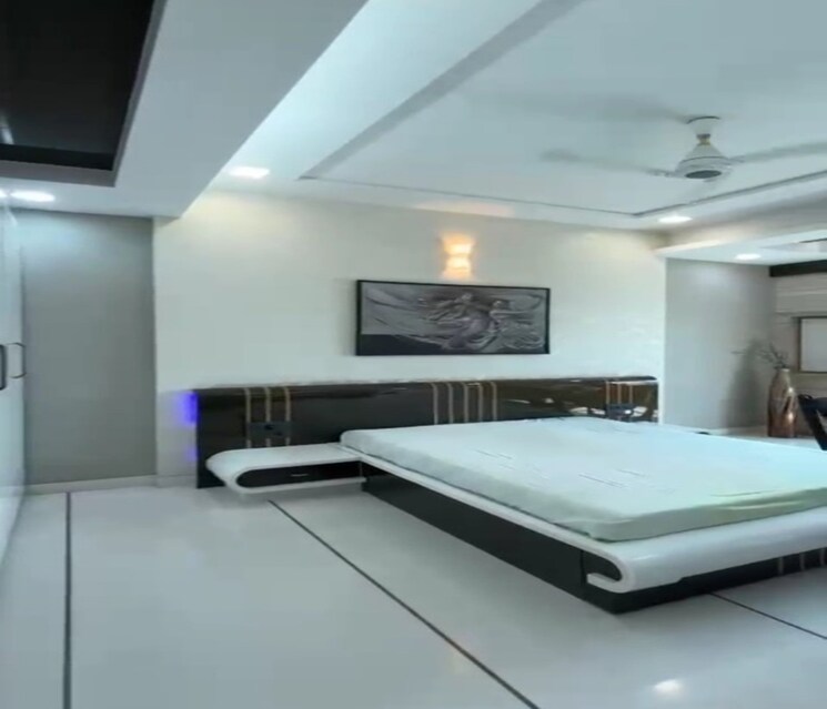 Bedroom, dadar east 3 Bedroom 2050 Sq.Ft. Apartment In Dadar East Mumbai 8792320