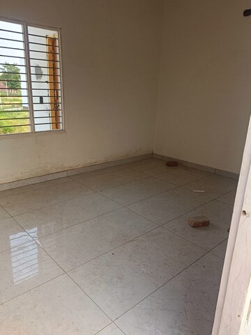Room in 2 BHK Independent House at Partapur – for Sale