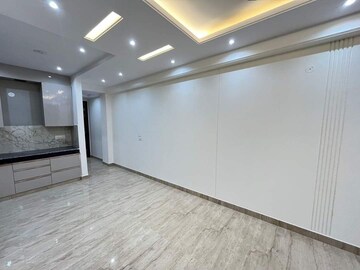 Room in 3 BHK Builder Floor at Chattarpur – for Rent