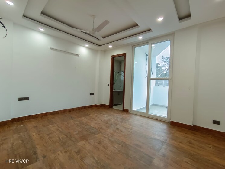 Room, vasant kunj 4 Bedroom 3600 Sq.Ft. Builder Floor In Vasant Kunj Delhi 8792363