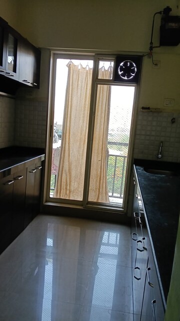 Furnished Amenities in 2 BHK Apartment at Rosa Gardenia, Ghodbunder Road – for Rent