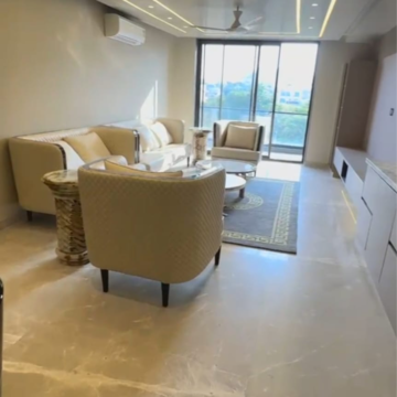 Team Area in 3.5 BHK Builder Floor at New Rajinder Nagar – for Sale