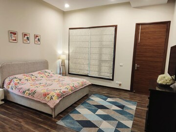 Bedroom in 3 BHK Independent House at Chattarpur – for Rent