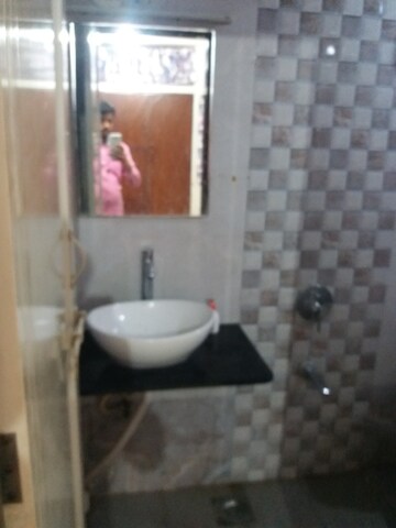 Bathroom in 3 BHK Apartment at Bhandarkar Road – for Rent