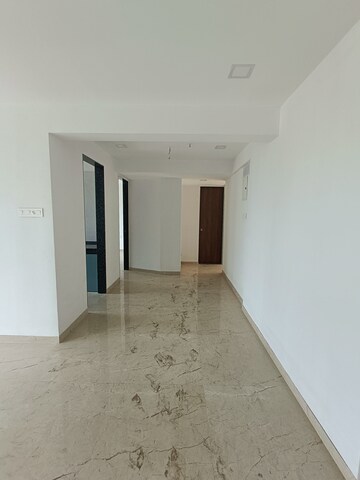 Room in 2 BHK Apartment at Neminath Nemi Bhavan, Goregaon West – for Rent