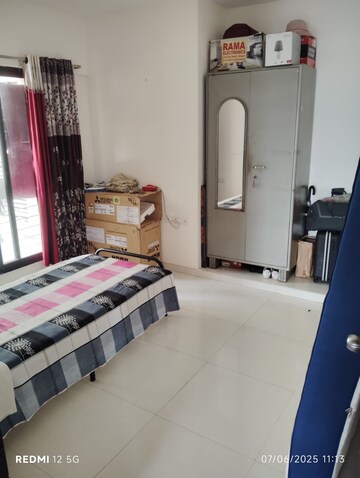 Bedroom in 2 BHK Apartment at Acme Ozone, Manpada – for Rent