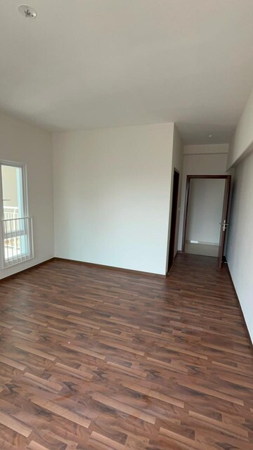 Room in 4 BHK Apartment at L&T Raintree Boulevard, Hebbal – for Rent